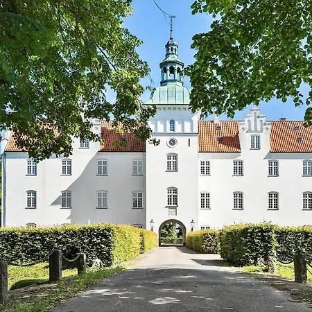 8833-glesborg-enebaervej-22 *
